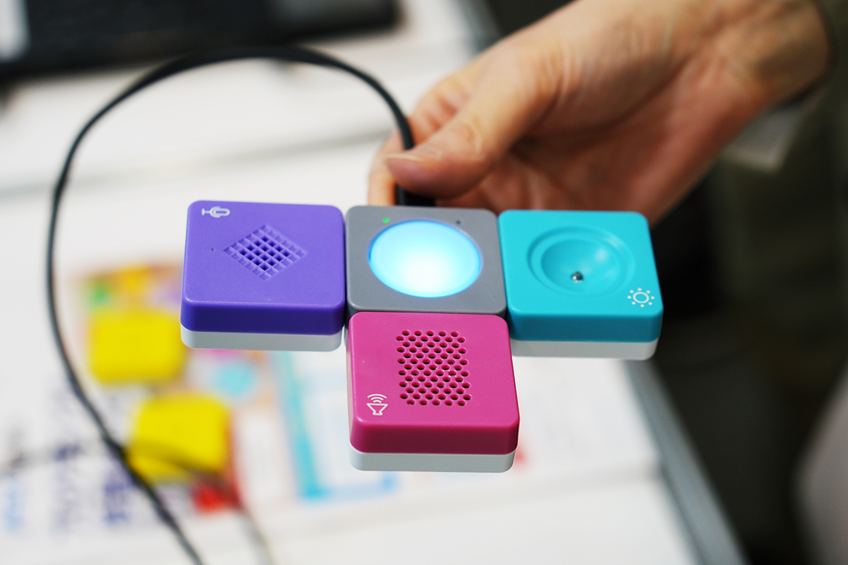 パソコン、プログラミング教材セット DSC06326.JPG