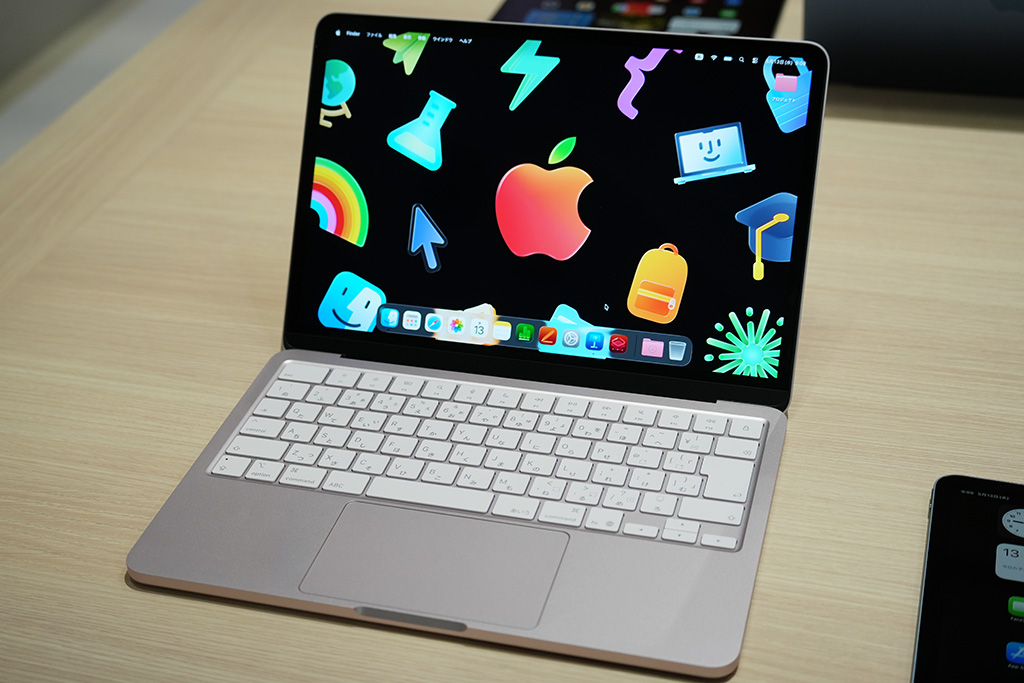 Apple、EDIX東京に初出展 注目は10万円切りの「MacBook Neo」 ―「EDIX