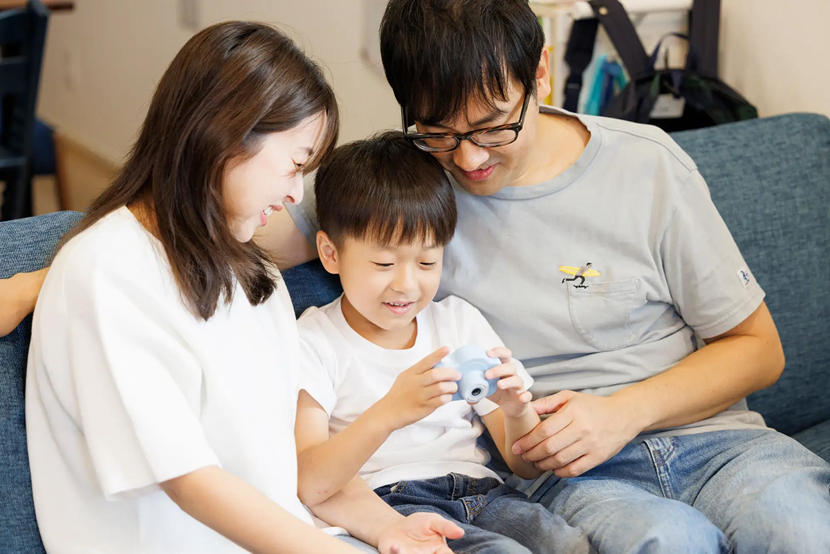 子供カメラ「MiNiPiC」、第7回日本子育て支援大賞を受賞 - こどもとIT